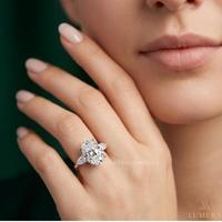 Anillo de Compromiso de Diamante Cultivado en Laboratorio con Corte Ovalado de Lujo, Chapado en Oro de 18K, 3 Piedras, Certificado IGI, Joyería de Boda para Mujer