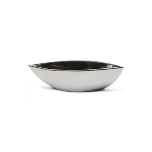 CNB7614SV - Florero de Cerámica en Forma de Barco en Color Plateado - 14 L x 3.3 H - Product Image 1