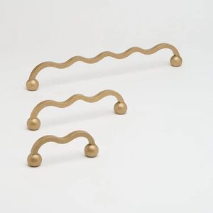 Nique sóng hình satin Brass tủ xử lý cổ điển đồ nội thất bằng đồng cổ kéo xử lý ngăn kéo tủ quần áo tủ quần áo phần cứng - Product Image 1