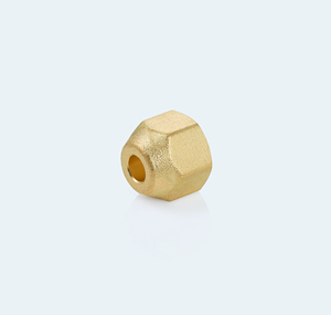 Conector Reductor de Latón de 5/16 * 1/4, Rosca Hembra de 1/2 - 20, 45 Grados, 800 PSI, Alta Presión, para HVAC, Hecho en India - Product Image 3