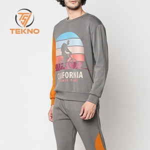 Nouveau service OEM personnalisé prix d'usine hommes pantalon de survêtement et chemise de survêtement ensemble 2025 produit à la mode meilleur design hommes survêtement ensemble - Product Image 5