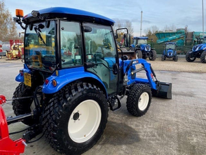 Tracteur à conducteur marchant New Holland Boomer 50 50 CV 4x4 avec moteur, pompe, engrenages et roulements pour machines agricoles - Product Image 4