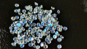 Haute qualité bleu Flashy blanc arc-en-ciel pierre de lune forme ronde pierres précieuses à facettes pour la fabrication de bijoux bricolage fournisseur inde - Product Image 5