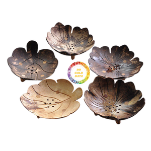 Porte-savon en coquille de noix de coco en gros avec 100% de matériaux écologiques du Vietnam au bon prix et de qualité supérieure - Product Image 1