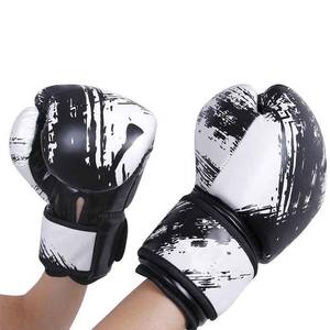 Diseño personalizado PU cuero Muay Thai ganar entrenamiento guantes de boxeo con cordones guante de boxeo - Product Image 2