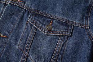 Chaqueta vaquera ajustada de mezcla de algodón para hombre de alta calidad al por mayor, chaqueta informal de moda con botón metálico para exteriores - Product Image 2