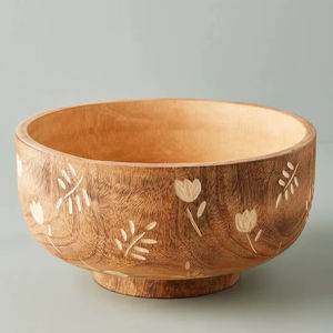 Bol en bois lisse traditionnel pour la restauration culturelle, pièce maîtresse décorative et présentation en restaurant, vaisselle haut de gamme à vendre - Product Image 1