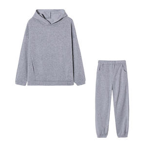 Survêtement personnalisé pour femmes avec logo personnalisé impression broderie étiquette marque et options d'emballage - Product Image 2