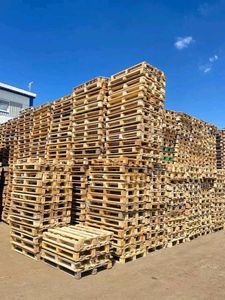 Nuevo Palé Europeo de Madera de Pino de Una Sola Cara, Palés EPAL de Entrada de 4 Vías, Carga Dinámica de 2.0T, Origen Francia, 16-20 kg para Carga - Product Image 5