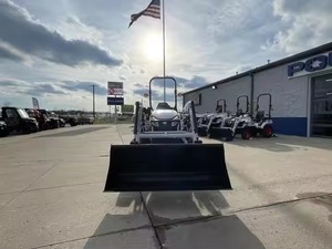 Bobca 2024 CT2040 HST Tractor compacto Mini retroexcavadora remolcable usada con motor de bomba de motor de construcción agrícola incluido - Product Image 3