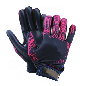 Los guantes gaélicos están hechos de látex alemán de la más alta calidad para un mejor agarre incluso en las condiciones más húmedas - Product Image 4