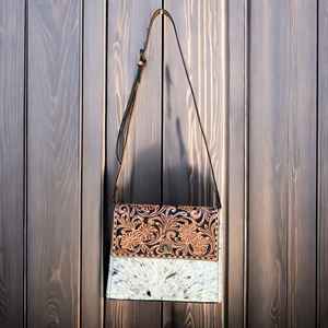 Bolso de Hombro Ligero Vintage de Cuero Genuino 100% con Pelo de Piel Hecho a Mano, Nuevo 2026, con Flores Talladas a Mano y Solapa - Product Image 1