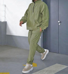 2024 personnalisé vêtements de plein air hommes survêtement ensemble blanc polyester survêtement hommes nylon coupe-vent piste survêtement ensemble pour hommes - Product Image 2