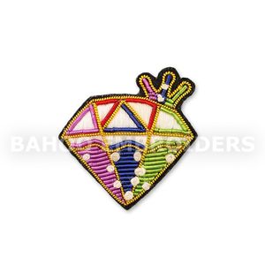 DISEÑO DIAMANTE INSIGNIA BORDADA SEDA - Product Image 1