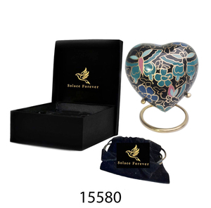 Urna de Cremación de Latón Grabable en Forma de Corazón para Cenizas, Permite Nombres y Mensajes Personalizados para Crear un Hermoso Tributo Personal - Product Image 1
