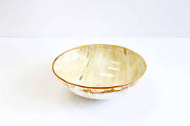 Nouveau bol de service en corne Viking nordique reconstitution médiévale fête vache taille moyenne fabriqué à la main bol de service en corne d'Inde - Product Image 4