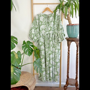 Robe longue élégante en coton à manches longues avec fermeture à boutons pour femmes motif de couture personnalisé tendance ODM nouveauté décontracté - Product Image 1