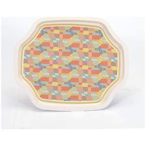 Bandeja para servir con borde ondulado curvo Patrón de retazos de 285x400mm con fondo crema - Product Image 1