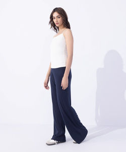 Proveedor de camisetas sin mangas ligeras para mujer en Pakistán que ofrece camisetas de entrenamiento de secado rápido con servicios OEM y MOQ bajo para compradores - Product Image 3