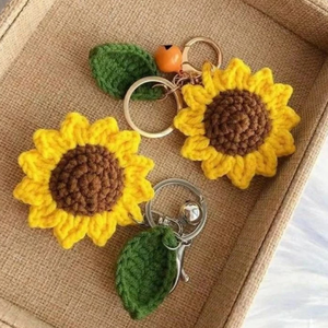 Pendentif fleur tissé à la main exquis pendentif fleur au crochet porte-clés créatif fait à la main fabriqué au Viet Nam - Product Image 2