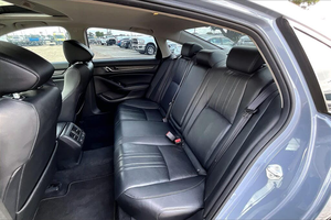 HONDA ACCORD HYBRID TOURING FWD 2022 USADO, CON VOLANTE A LA IZQUIERDA/DERECHA - Product Image 3