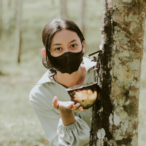 Hot Selling Latex <b>Rubber</b> 60% DRC High Ammonia Demoulding Grade From Vietnam for Medical Gloves Application - Product Image 3