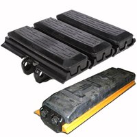 Piezas de Maquinaria de Construcción, Almohadilla de Goma Natural para Orugas, Negra, 15 mm de Grosor, Cuadrada, Resistencia a la Tracción de 20 Mpa, 30% de Compresión