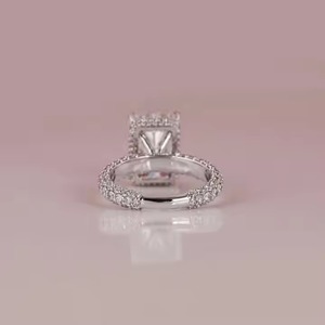 IGI Certifié Classique Radiant Cut Lab Grown Diamant Bague de Fiançailles Hidden Halo 14KT Plaqué Or Massif Style À La Mode Femmes Anneau - Product Image 3