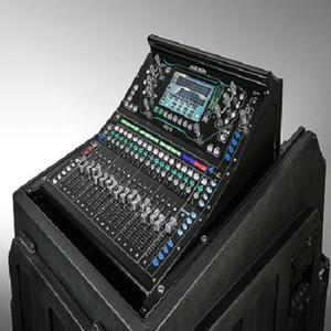 Mezclador Digital Certificado para DJ SQ-5 de 48 Canales y 36 Buses con 16+1 Faders Motorizados - Product Image 1