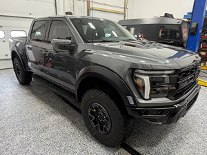 ฟอร์ด เอส เอฟ-150 แร็ปเตอร์ อาร์ 4×4 ปี 2025 เกียร์อัตโนมัติ 10 สปีด ซูเปอร์ครูว์ ปิ๊กอัพ ไม่มีรอยบุบ สะอาด พร้อมส่ง  ประหยัดน้ำมันและเชื่อถือได้ - Product Image 3