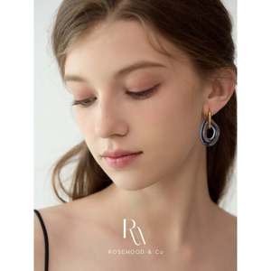 Orecchini Pendenti in Acrilico Trasparente e Cristallo, Leggeri, Irregolari, con Cerchio Dorato, Stile Religioso - Product Image 4