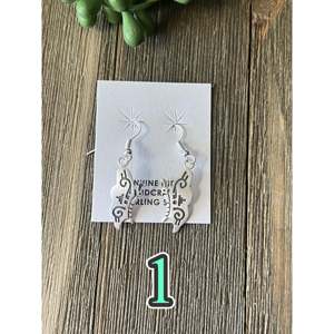 Navajo Handcrafted 18k Gold Plated <b>Shell</b> Flower Drop Earrings - Product Image 1