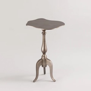 Mesa Auxiliar de Diseño Único para Sala de Estar, Decoración Rústica, Metal, Aluminio, Martillado - Product Image 1