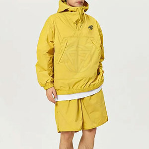 ชุดกางเกงขาสั้นกันลมแบบคลาสสิกสำหรับฤดูหนาว ออกแบบมาเพื่อความสบายด้วยวัสดุที่ระบายอากาศได้ดีและยืดหยุ่น - Product Image 2