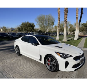 Kia Stinger GT2 AWD Usado, Año 2019 - Product Image 1
