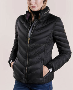 Nouveau design du fabricant Veste matelassée d'hiver pour femmes Casual Sustainable Woven Knitted Polyester Hooded Zipper Printed XL - Product Image 3