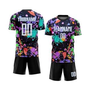 Uniformes de football personnalisés par sublimation, respirants, légers, en gros, fournisseur d'usine, production en vrac, impression de logo personnalisé - Product Image 6