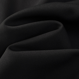 ชุดวอร์มสองชิ้นคุณภาพสูง ออกแบบมาสำหรับผู้ชาย ผู้หญิง และใช้ได้ทั้งสองเพศ ผลิตจากผ้าผสมโพลีเอสเตอร์และฝ้ายที่สวมใส่สบาย - Product Image 5