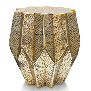 Table de meuble unique pour le salon Table d'appoint pour chambre à coucher Tables d'appoint de meuble en aluminium et métal au design moderne - Product Image 2