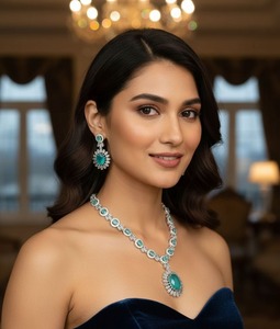 Conjunto de Collar y Aretes Elegantes al por Mayor, Perfecto para Fiestas y Ocasiones Especiales, Disponible a Precio de Exportación - Product Image 3