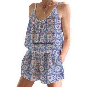 Ensemble de pyjama en coton doux imprimé à la main de Jaipur, Inde, motif floral, printemps/été, ensemble de pyjama ajusté sans manches à bretelles - Product Image 2