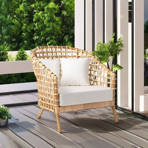 Sillas de mimbre artesanales con esencia tropical diseñadas para complementar temas de vida rústicos o costeros minimalistas - Product Image 3