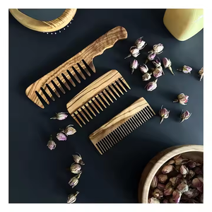 Hot <b>Sale</b> 2025 Comb One-sided <b>Carved</b> Wooden Comb No Static Sandal <b>wood</b> Massage Comb Available at Competitive Price - Product Image 6