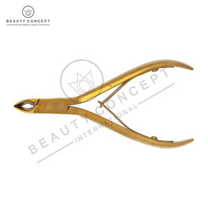 Cortaúñas Profesional de Metal Dorado de Alta Calidad, Duradero, con Abertura de Mandíbula Ancha, Impresión de Logotipo Personalizado, Concepto de Belleza - Product Image 2