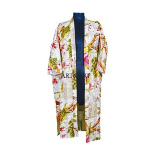 Kimono de Algodón Kantha Hecho a Mano, Elegante Diseño Floral, Estampado a Mano, Lavable, con Cinturón, Cómodo y Elegante para Primavera/Verano - Product Image 1