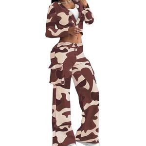 À la mode Camouflage imprimé femmes deux pièces ensemble nouveau Hip Hop Streetwear recadrée Designer survêtement ensemble décontracté Flare survêtements 2026 - Product Image 1