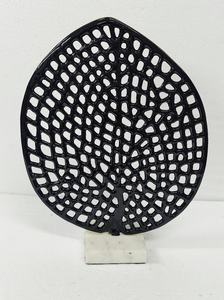 Sculpture décorative en métal design moderne Décoration de table Offre Spéciale de haute qualité pour objet décoratif de table de bureau - Product Image 3