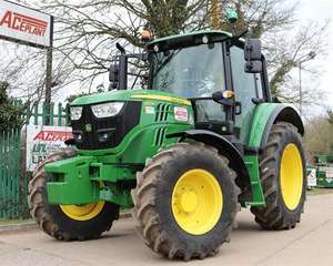 Tractores agrícolas John Deeree 6120M bastante usados a la venta - Product Image 4