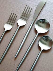 Ensemble de couverts décoratifs pour hôtel, restauration à domicile, service de table de mariage, vaisselle de meilleure qualité, ensemble de couverts en métal à finition brillante - Product Image 2