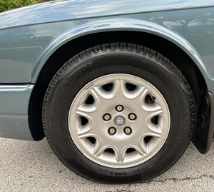 ข้อเสนอสุดพิเศษ ลดราคาเหลือเชื่อ....1999 Jaguar XJ8L พร้อมส่ง - Product Image 6